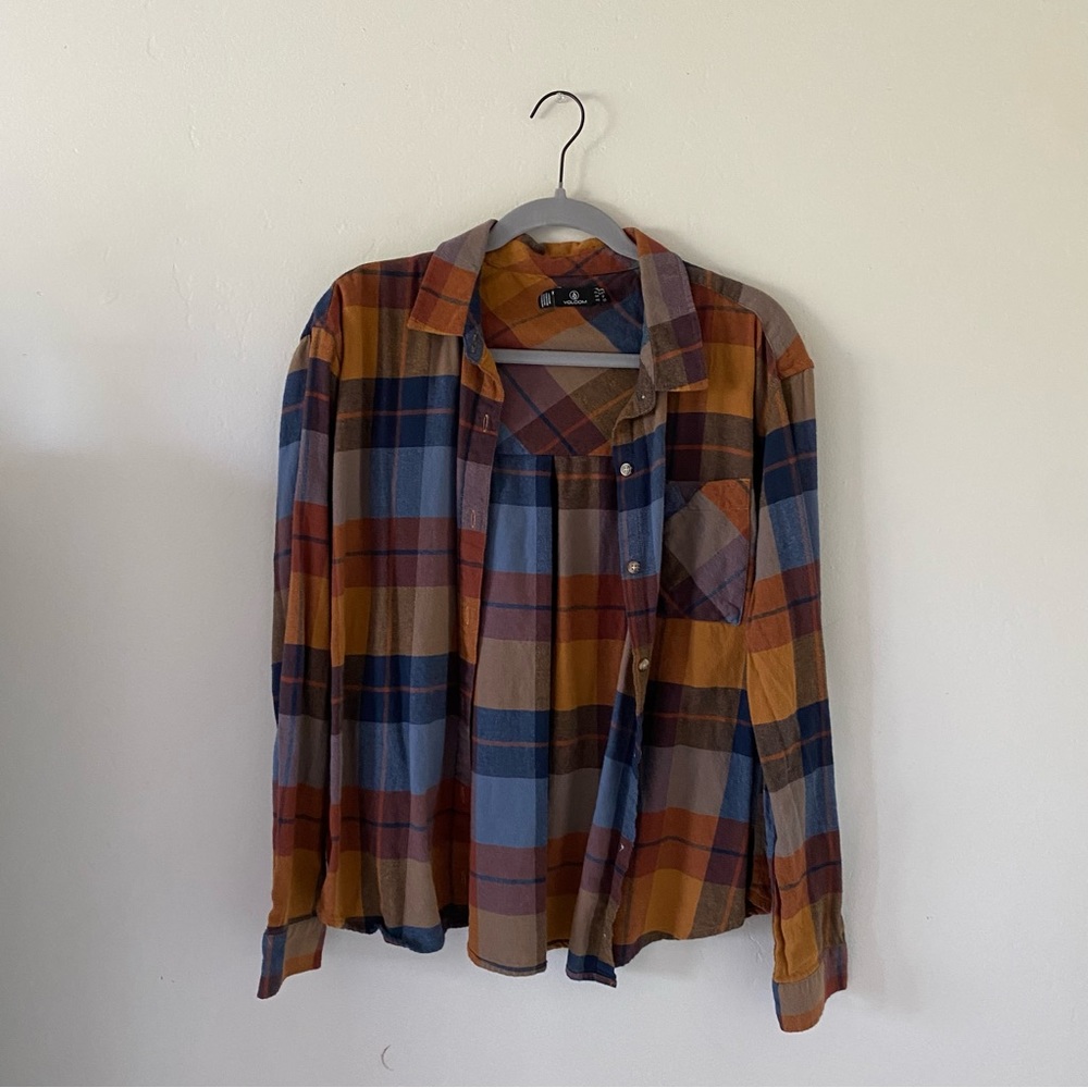 Volcom flannel